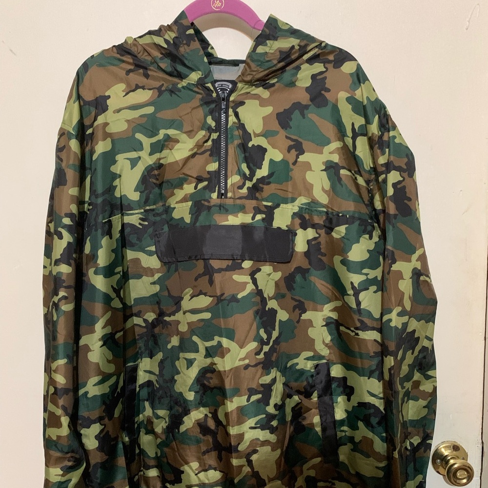 Luxury Goods camouflage windbreaker